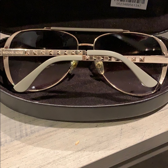 Michael Kors sunglasses - Picture 3 of 4
